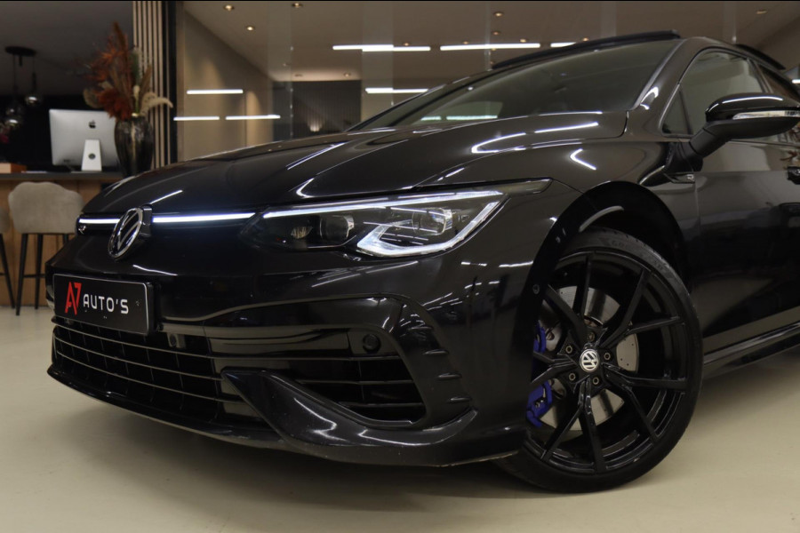 Volkswagen Golf 2.0 TSI R 4Motion AKRAP/PANO/HEADUP/IQ/H-K/BOMVOL