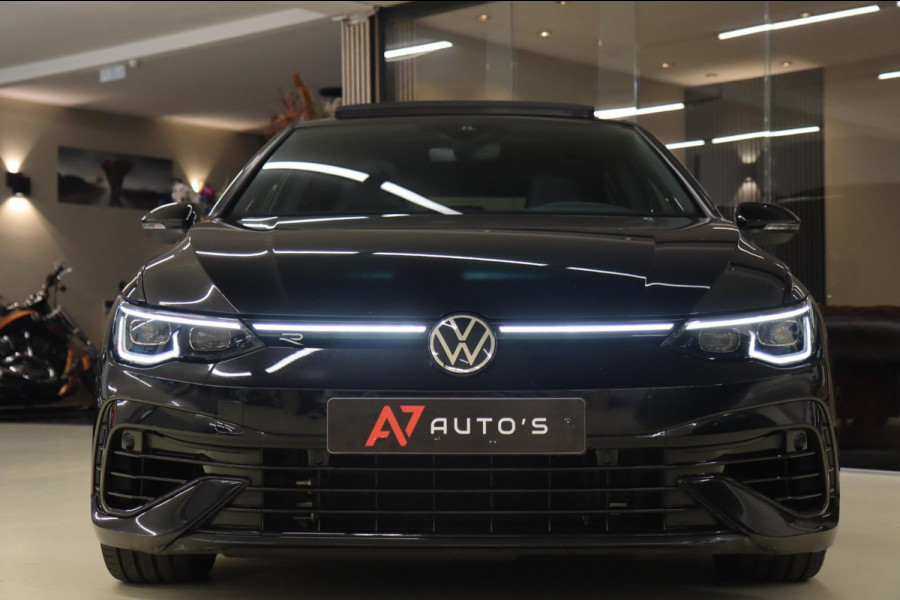 Volkswagen Golf 2.0 TSI R 4Motion AKRAP/PANO/HEADUP/IQ/H-K/BOMVOL