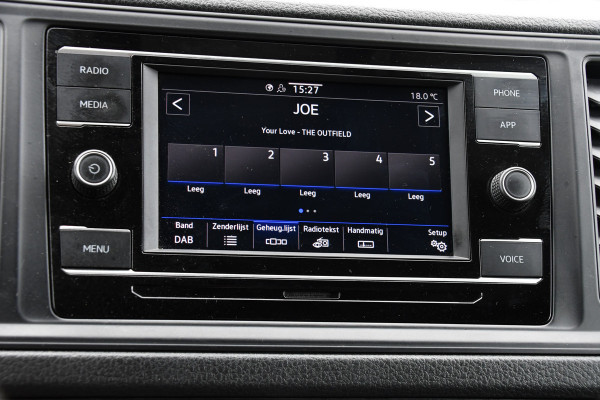 Volkswagen Crafter 35 2.0 TDI L3H3 Black Edition Adaptieve Cruise, Camera, Carplay, 177pk, Automaat, LED, Stoelverwarming, Multimedia, BOM VOL!