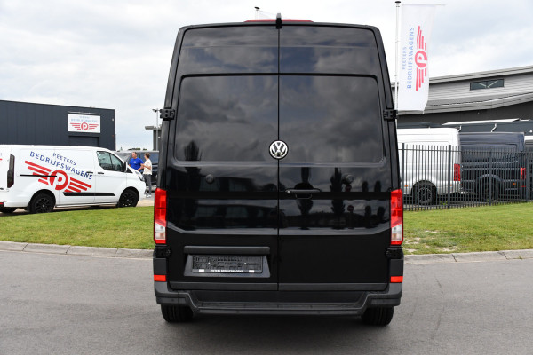 Volkswagen Crafter 35 2.0 TDI L3H3 Black Edition Adaptieve Cruise, Camera, Carplay, 177pk, Automaat, LED, Stoelverwarming, Multimedia, BOM VOL!
