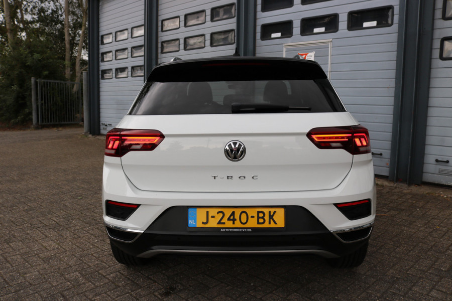 Volkswagen T-Roc 1.5 TSI Sport Autom Xenon Keyless Virtual cockpit Navi Camera Bj:2020 Volkswagen T-Roc 1.5 TSI Sport Autom Xenon Keyless Virtual cockpit Navi Camera Bj:2020