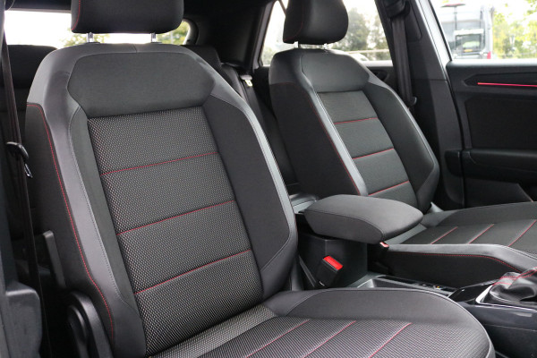 Volkswagen T-Roc 1.5 TSI Sport Autom Xenon Keyless Virtual cockpit Navi Camera Bj:2020 Volkswagen T-Roc 1.5 TSI Sport Autom Xenon Keyless Virtual cockpit Navi Camera Bj:2020