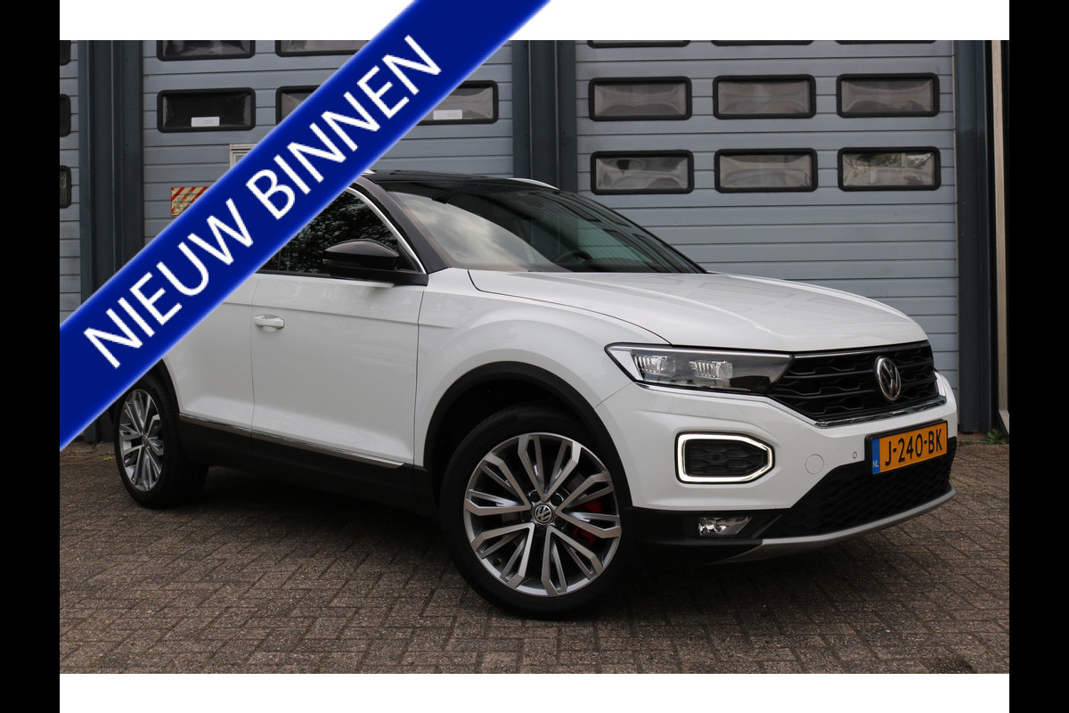 Volkswagen T-Roc 1.5 TSI Sport Autom Xenon Keyless Virtual cockpit Navi Camera Bj:2020