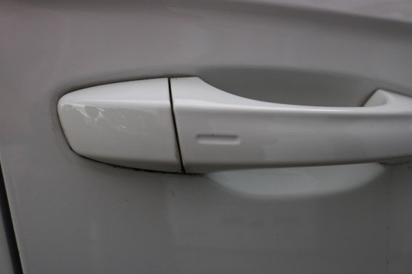 Volkswagen T-Roc 1.5 TSI Sport Autom Xenon Keyless Virtual cockpit Navi Camera Bj:2020 Volkswagen T-Roc 1.5 TSI Sport Autom Xenon Keyless Virtual cockpit Navi Camera Bj:2020