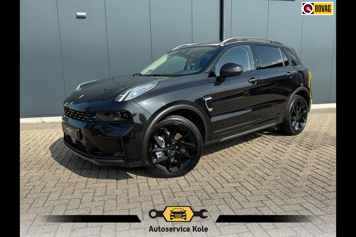 Lynk & Co 01 1.5 * Black pakket * Navigatie * Camera * Stoelverwarming *
