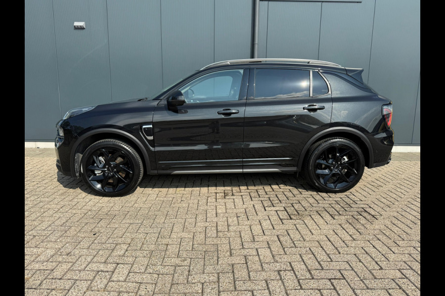 Lynk & Co 01 1.5 * Black pakket * Navigatie * Camera * Stoelverwarming *
