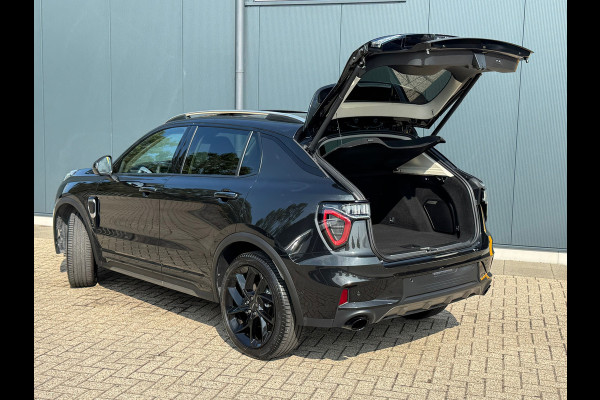 Lynk & Co 01 1.5 * Black pakket * Navigatie * Camera * Stoelverwarming *
