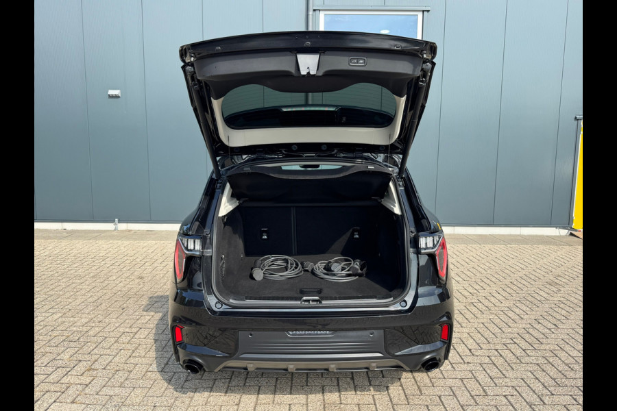 Lynk & Co 01 1.5 * Black pakket * Navigatie * Camera * Stoelverwarming *