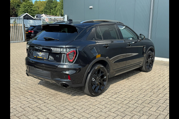 Lynk & Co 01 1.5 * Black pakket * Navigatie * Camera * Stoelverwarming *