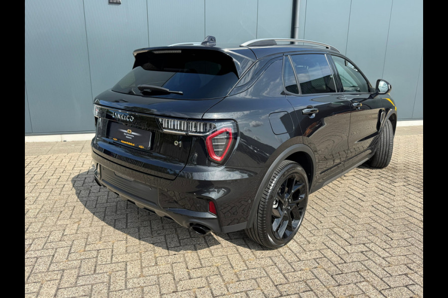 Lynk & Co 01 1.5 * Black pakket * Navigatie * Camera * Stoelverwarming *