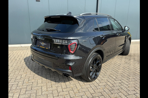Lynk & Co 01 1.5 * Black pakket * Navigatie * Camera * Stoelverwarming *