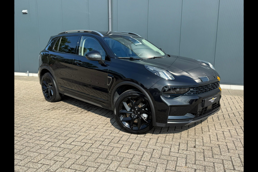 Lynk & Co 01 1.5 * Black pakket * Navigatie * Camera * Stoelverwarming *