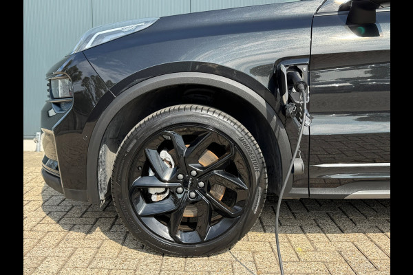 Lynk & Co 01 1.5 * Black pakket * Navigatie * Camera * Stoelverwarming *