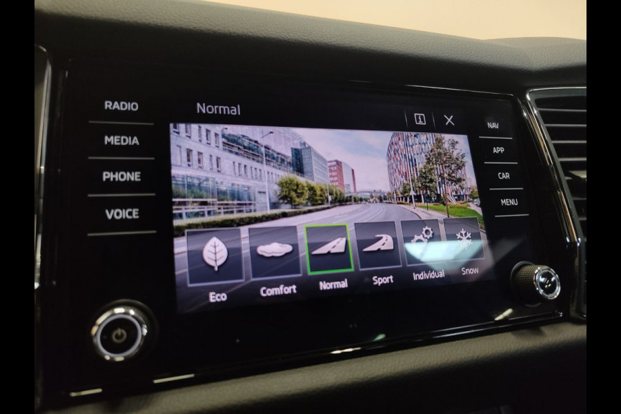 Škoda Kodiaq 2.0 TSI 4x4 Sportline Business bomvol! pano | sportint | stoelverw | digitaal dashb | trekh