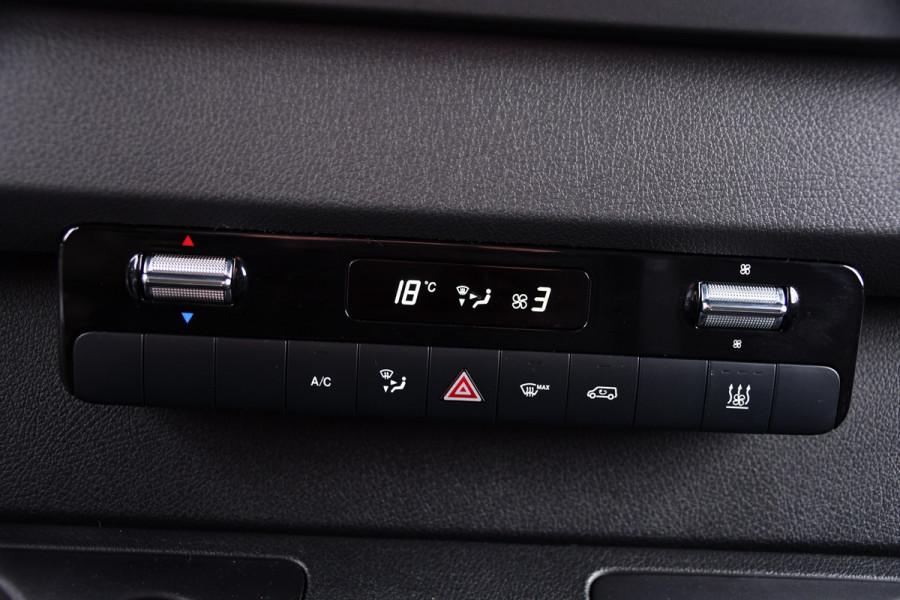 Mercedes-Benz Sprinter 317 1.9 CDI L2H1 RWD Black Edition Camera, Cruise, Carplay, 3500kg Trekhaak, 170pk, Automaat, LED, Multimedia,  Stoelverwarming, UNIEK