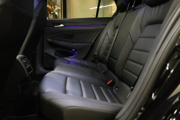 Volkswagen Golf 2.0 TSI R 4Motion AKRAP/PANO/HEADUP/IQ/H-K/BOMVOL
