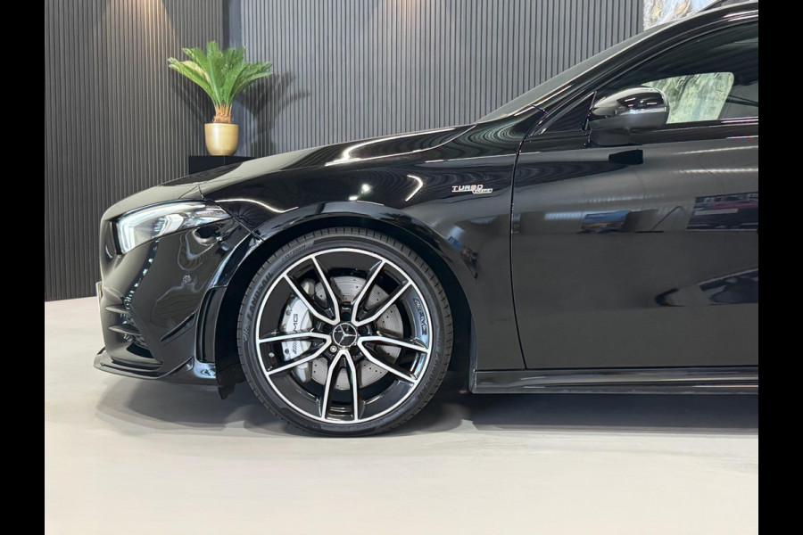 Mercedes-Benz A-Klasse 35 AMG AERO Pack 4MATIC |PANO|KUIPST|360 CAM|ALLE OPTIES