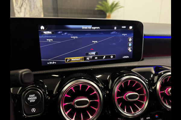 Mercedes-Benz A-Klasse 35 AMG AERO Pack 4MATIC |PANO|KUIPST|360 CAM|ALLE OPTIES