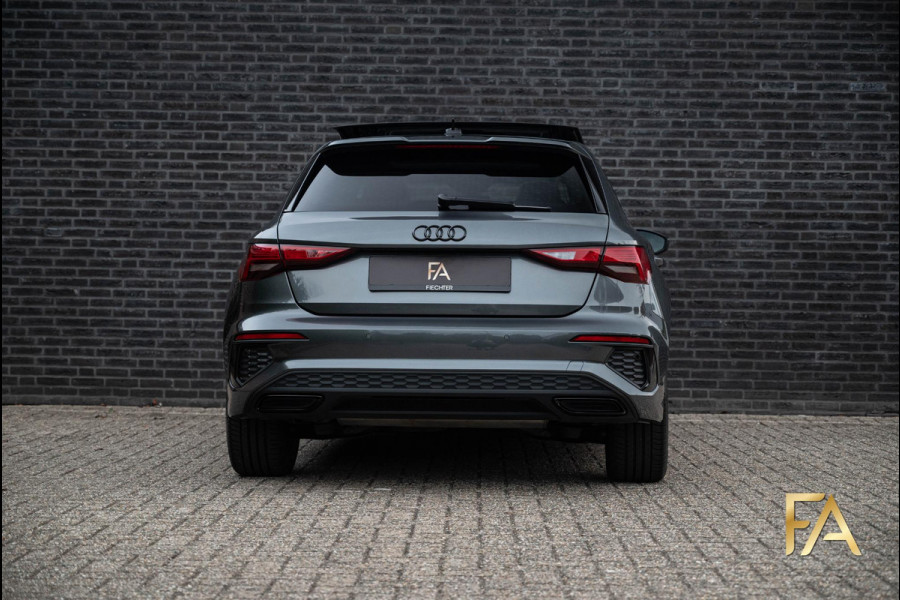 Audi A3 Sportback 45 TFSI e S Line Competition Panodak|18Inch|Sfeerverlichting|Daytonagrau