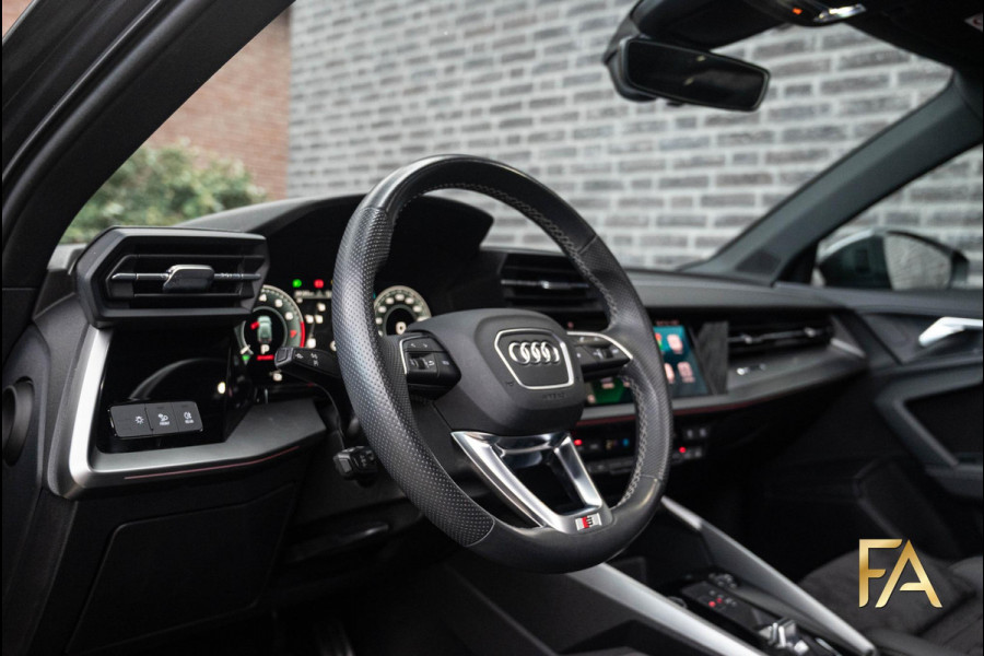 Audi A3 Sportback 40 TFSI e S Line PANO|RSseats|Ambianceverlichting|18Inch|MatrixLED
