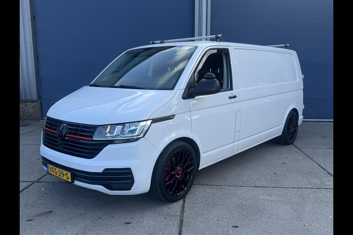 Volkswagen Transporter 2.0 TDI L2H1 30 Comfortline AIRCO / CRUISE CONTROLE / NAVI / CARPLAY / VERLAAGD