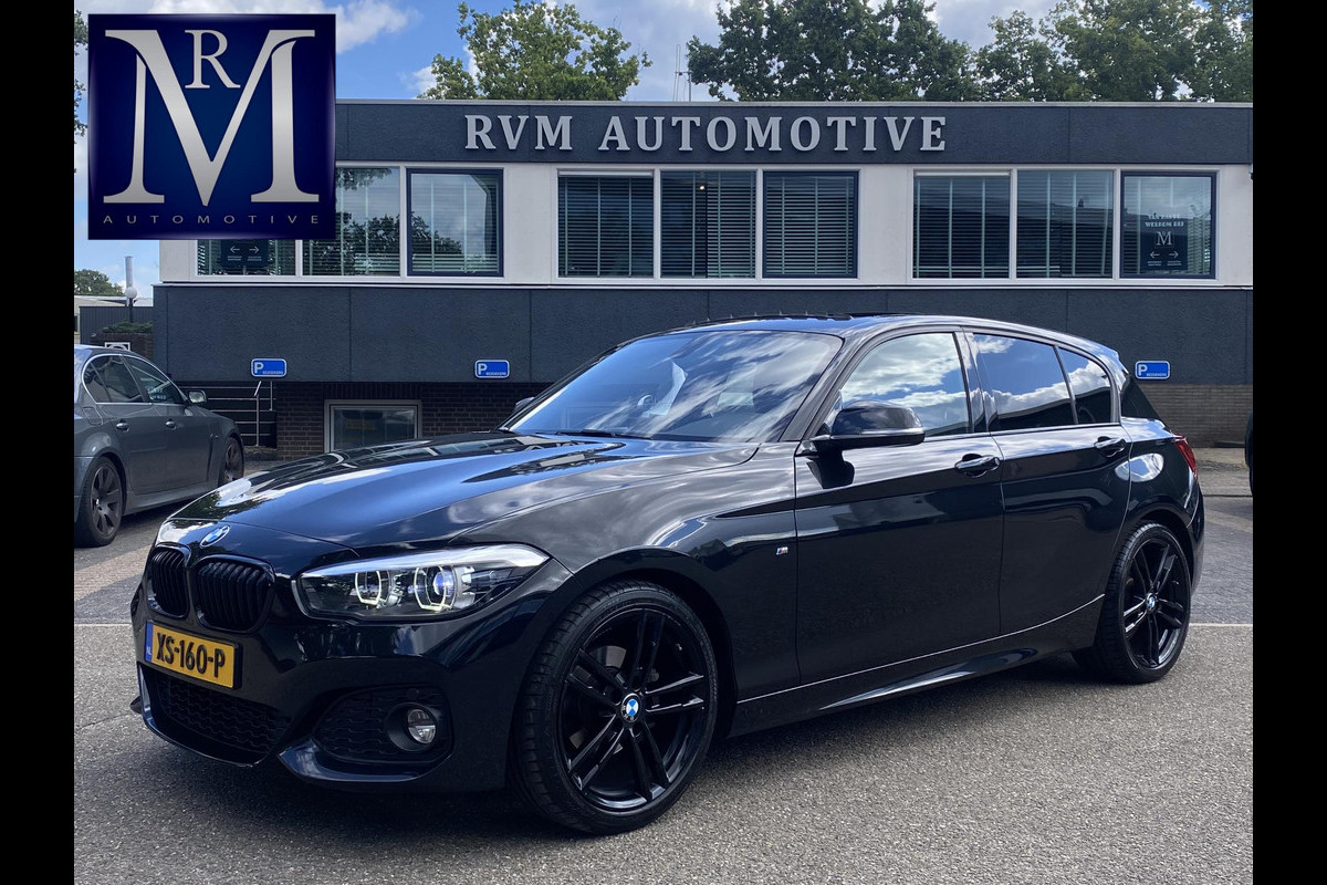 BMW 1-serie 118i Edition M Sport Shadow High Executive VAN: 24.900,- VOOR: 20.877,- UW HERFSTVOORDEEL: 4.023,- ORIGINEEL NEDERLANDSE AUTO MET NAP | VOLLEDIG LEDER + STOELVERWARMING| SCHUIFDAK | APPLE CARPLAY | XENON | RIJKLAAR MET 12 MAANDEN BOVAG GARANTIE!