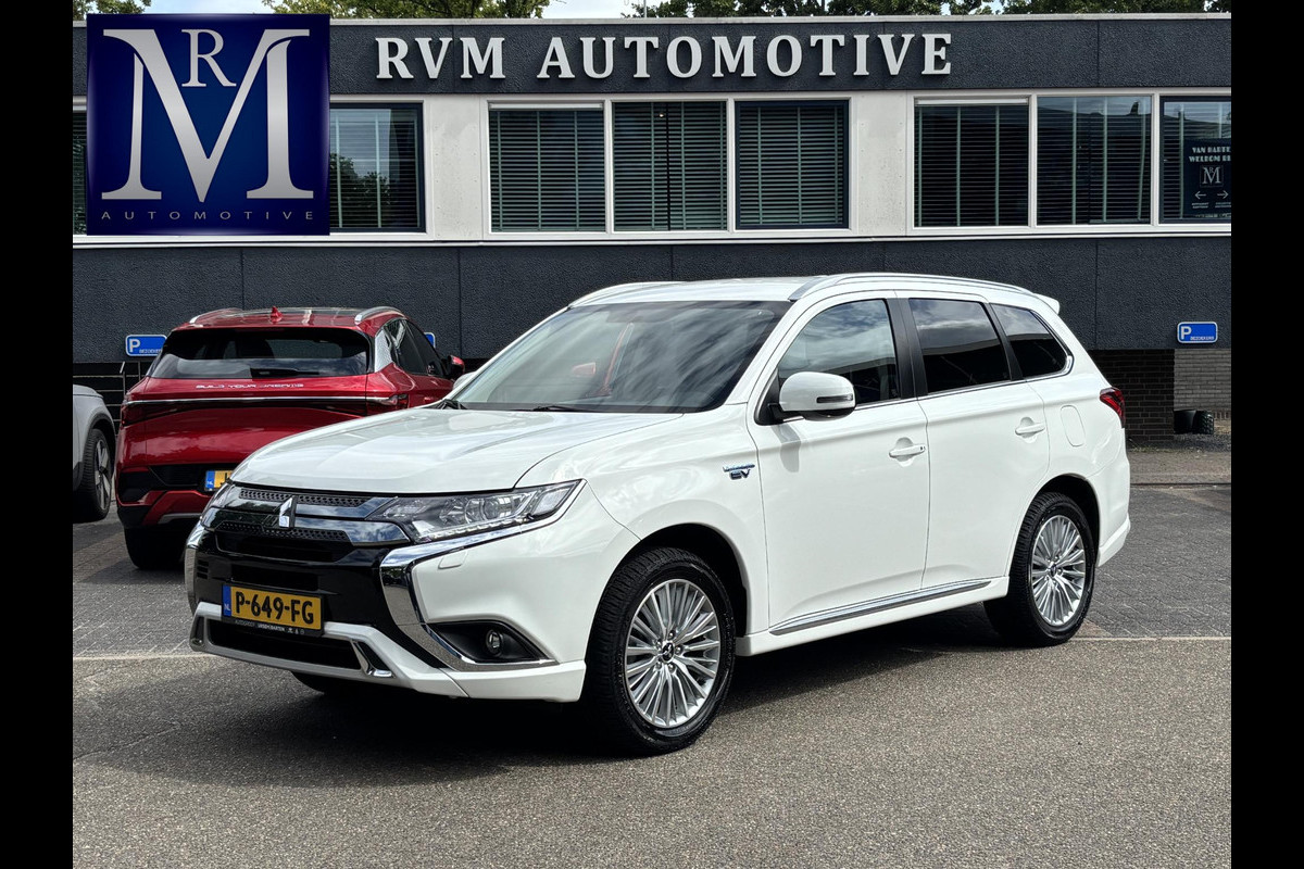 Mitsubishi Outlander 2.4 PHEV Intense+ VAN: 28.900,- VOOR: 25.330,- UW HERFSTVOORDEEL: 3.570,- PLUG-IN HYBRIDE | DEALER ONDERHOUDEN | AFNEEMBARE TREKHAAK | RIJKLAAR MET 12 MAANDEN BOVAG GARANTIE!