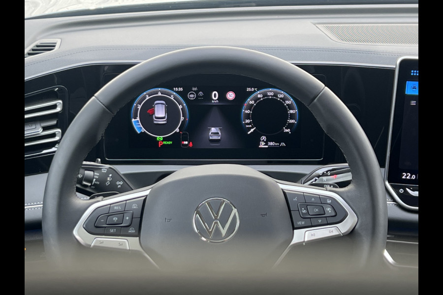 Volkswagen Tiguan 1.5 eTSI Elegance | Pano | IQ LIght | 360 Camera | 18 inch
