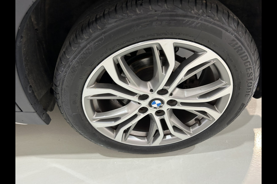 BMW X1 sDrive18i High Executive