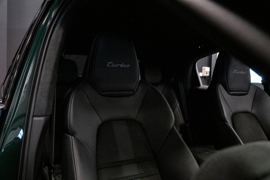 Porsche Cayenne Coupé 4.0 Turbo E-Hybrid GT *Vierwielbesturing / Burmester / Bijrijdersdisplay / Keramisch / Sport-Chrono / Sport-Design*