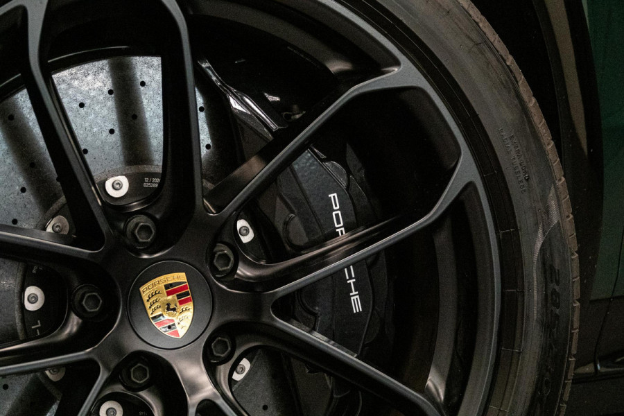 Porsche Cayenne Coupé 4.0 Turbo E-Hybrid GT *Vierwielbesturing / Burmester / Bijrijdersdisplay / Keramisch / Sport-Chrono / Sport-Design*