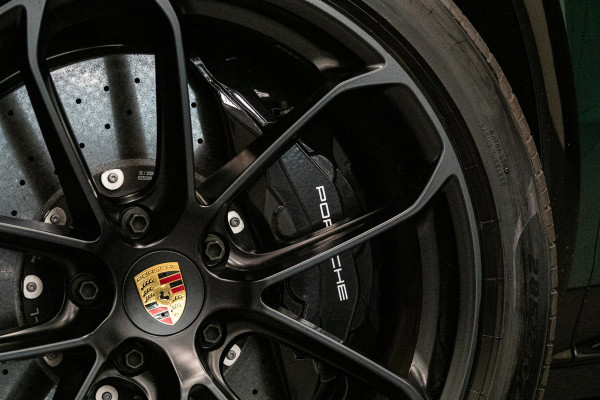 Porsche Cayenne Coupé 4.0 Turbo E-Hybrid GT *Vierwielbesturing / Burmester / Bijrijdersdisplay / Keramisch / Sport-Chrono / Sport-Design*
