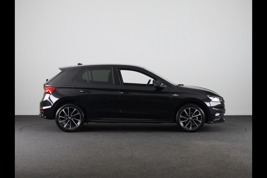 Škoda Fabia 1.0 TSI Monte Carlo 115 pk Automaat (DSG) | Verlengde garantie | Navigatie via App | Parkeersensoren | Achteruitrijcamera | Adaptieve cruise control | Stoelverwarming |