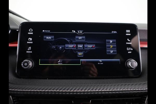 Škoda Fabia 1.0 TSI Monte Carlo 115 pk Automaat (DSG) | Verlengde garantie | Navigatie via App | Parkeersensoren | Achteruitrijcamera | Adaptieve cruise control | Stoelverwarming |