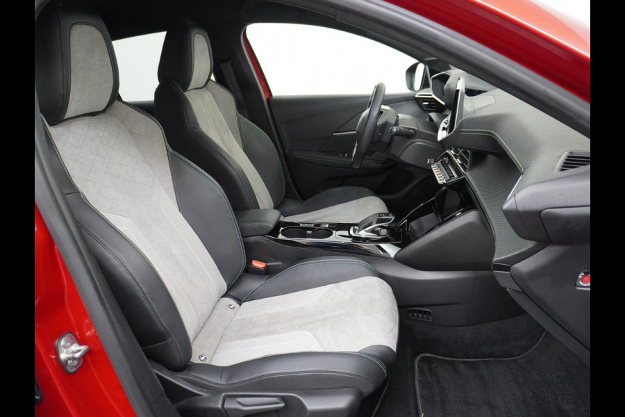 Peugeot e-208 EV GT Pack 50 kWh VAN: 16.900,- VOOR: 13.877,- UW HERFSTVOORDEE: 3.023,- All-Season CrossClimate Banden | Full LED | Adaptive Cruise Control | Stoelverwarming | Camera | Veel Opties | Rijklaar met 12 Maanden BOVAG Garantie