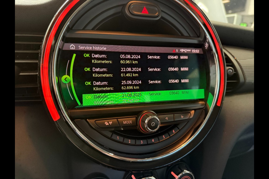 MINI Cooper 1.5 136 pk Led/pdc/17 inch/stoelverwarming/apple carplay/all wheater banden