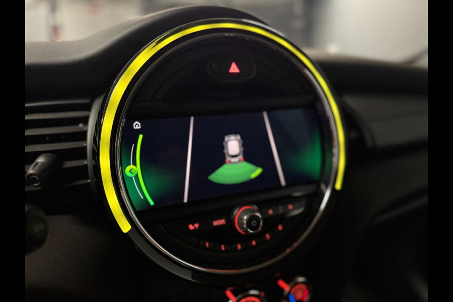 MINI Cooper 1.5 136 pk Led/pdc/17 inch/stoelverwarming/apple carplay/all wheater banden