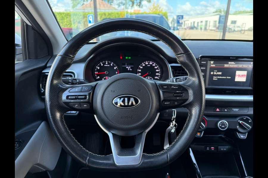 Kia Stonic 1.0 T-GDi Sports Edition - Navi - Airco - Parkeerhulp- Org.NL Kia Stonic 1.0 T-GDi Sports Edition - Navi - Airco - Parkeerhulp- Org.NL