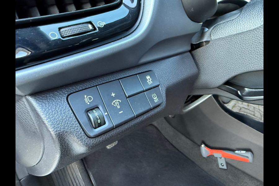 Kia Stonic 1.0 T-GDi Sports Edition - Navi - Airco - Parkeerhulp- Org.NL Kia Stonic 1.0 T-GDi Sports Edition - Navi - Airco - Parkeerhulp- Org.NL