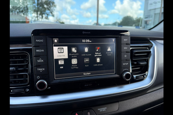 Kia Stonic 1.0 T-GDi Sports Edition - Navi - Airco - Parkeerhulp- Org.NL Kia Stonic 1.0 T-GDi Sports Edition - Navi - Airco - Parkeerhulp- Org.NL