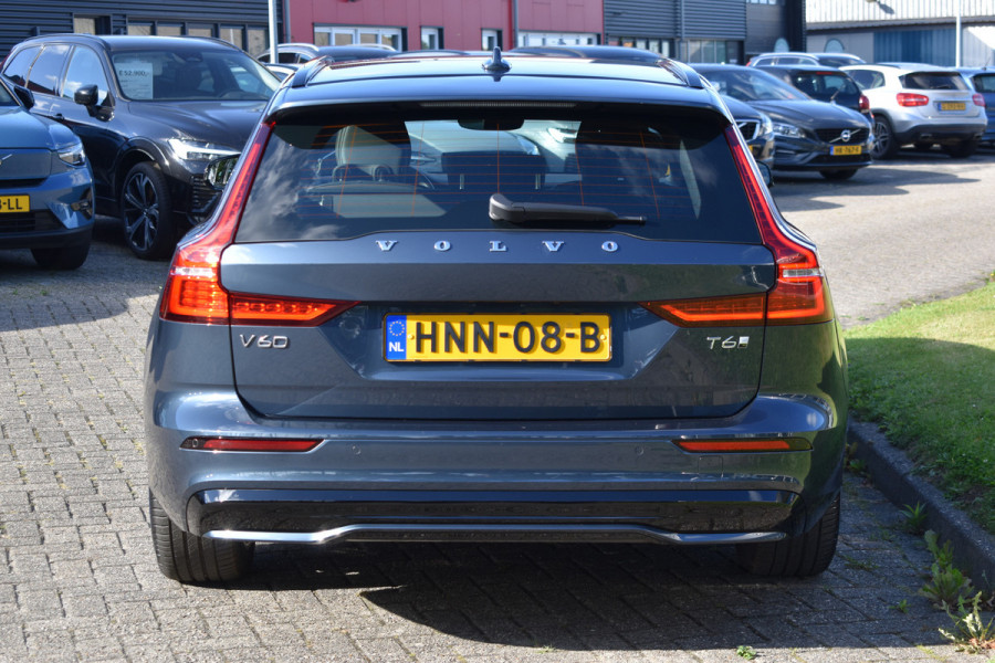 Volvo V60 T6 AWD 350PK Plug-in Hybrid Plus Dark | H&K | Trekhaak | 360 Camera | ACC | Stoel-Stuur verwarming