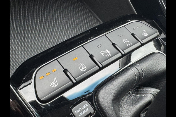 Kia Stonic 1.0 T-GDi ExecutiveLine Automaat Leder Camera Stuur en stoelverwarming Keyless Kia Stonic 1.0 T-GDi ExecutiveLine Automaat Leder Camera Stuur en stoelverwarming Keyless