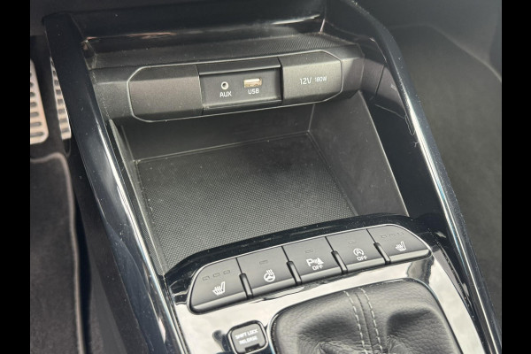 Kia Stonic 1.0 T-GDi ExecutiveLine Automaat Leder Camera Stuur en stoelverwarming Keyless Kia Stonic 1.0 T-GDi ExecutiveLine Automaat Leder Camera Stuur en stoelverwarming Keyless