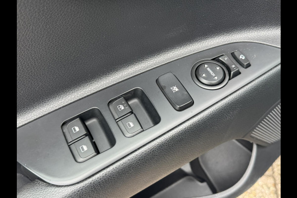 Kia Stonic 1.0 T-GDi ExecutiveLine Automaat Leder Camera Stuur en stoelverwarming Keyless Kia Stonic 1.0 T-GDi ExecutiveLine Automaat Leder Camera Stuur en stoelverwarming Keyless