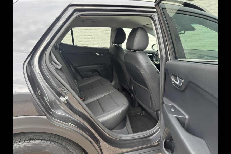 Kia Stonic 1.0 T-GDi ExecutiveLine Automaat Leder Camera Stuur en stoelverwarming Keyless Kia Stonic 1.0 T-GDi ExecutiveLine Automaat Leder Camera Stuur en stoelverwarming Keyless