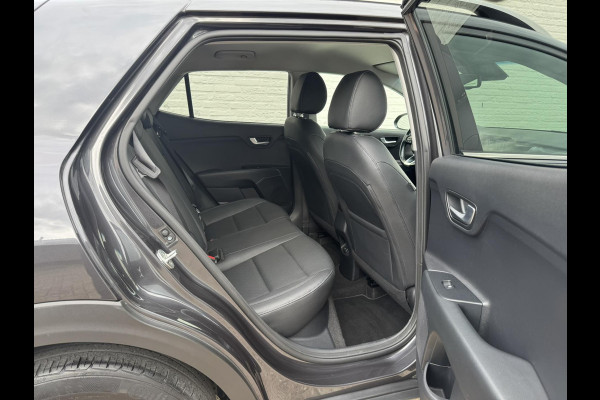 Kia Stonic 1.0 T-GDi ExecutiveLine Automaat Leder Camera Stuur en stoelverwarming Keyless Kia Stonic 1.0 T-GDi ExecutiveLine Automaat Leder Camera Stuur en stoelverwarming Keyless