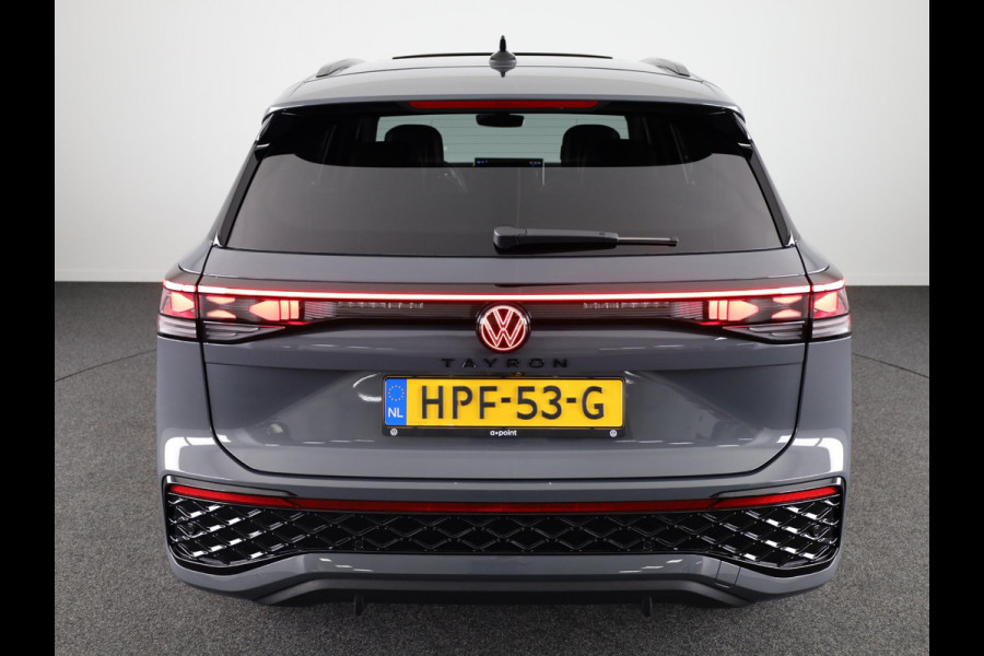 Volkswagen Tayron 1.5 eHybrid R-Line Edition 204 PK | Automaat (DSG) | Panoramadak | Black Style | Leder interieur | Harman Kardon | 20 Inch