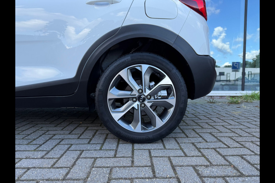 Kia Stonic 1.0 T-GDi Sports Edition - Navi - Airco - Parkeerhulp- Org.NL Kia Stonic 1.0 T-GDi Sports Edition - Navi - Airco - Parkeerhulp- Org.NL