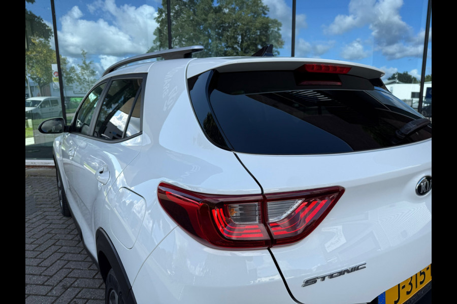 Kia Stonic 1.0 T-GDi Sports Edition - Navi - Airco - Parkeerhulp- Org.NL Kia Stonic 1.0 T-GDi Sports Edition - Navi - Airco - Parkeerhulp- Org.NL