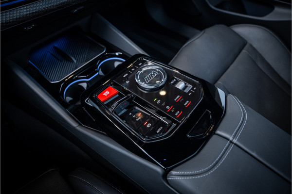 BMW M5 5-serie Touring - Origineel NL | M Drive Professional | Panorama | Carbonpakket | Keramisch | B&W